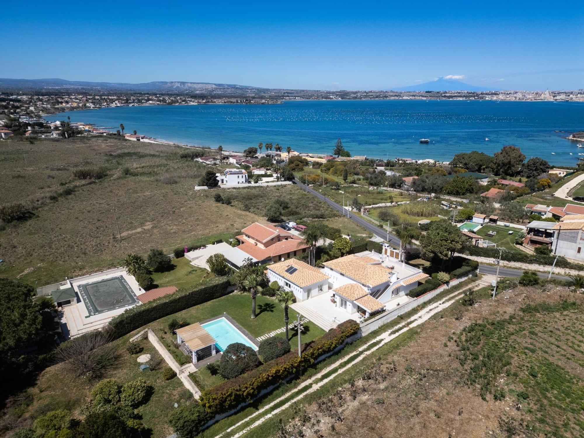 Villa Elena By Ortigia Apartments Fanusa Esterno foto